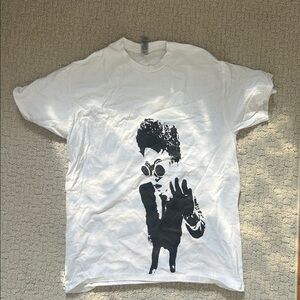 Uvsailles Men's White Graphic Short Sleeve Tee with Black Silhouette